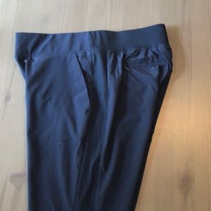 Athleta Brooklyn Ankle Pant Navy size 2
